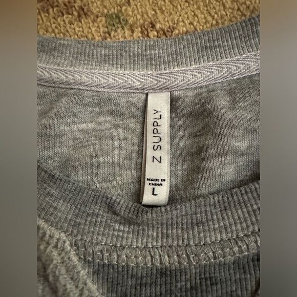 Z Supply gray inside out long sleeved crew neck sweatshirt L - Picture 7 of 9